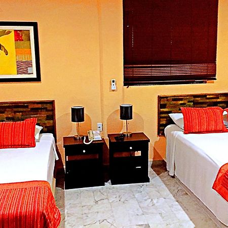 Hotel Versalles Suites Cancún Eksteriør bilde