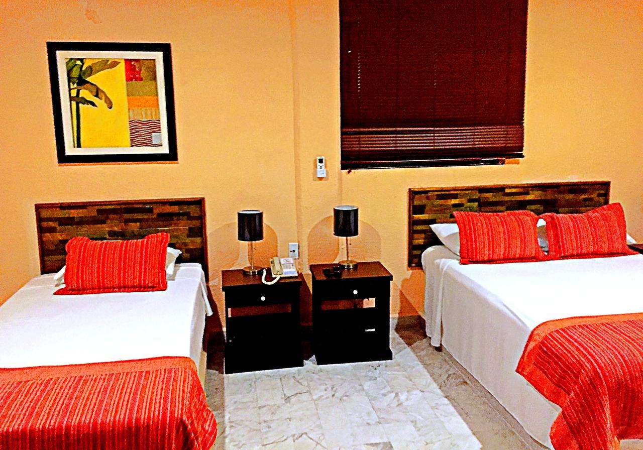 Hotel Versalles Suites Cancún Eksteriør bilde