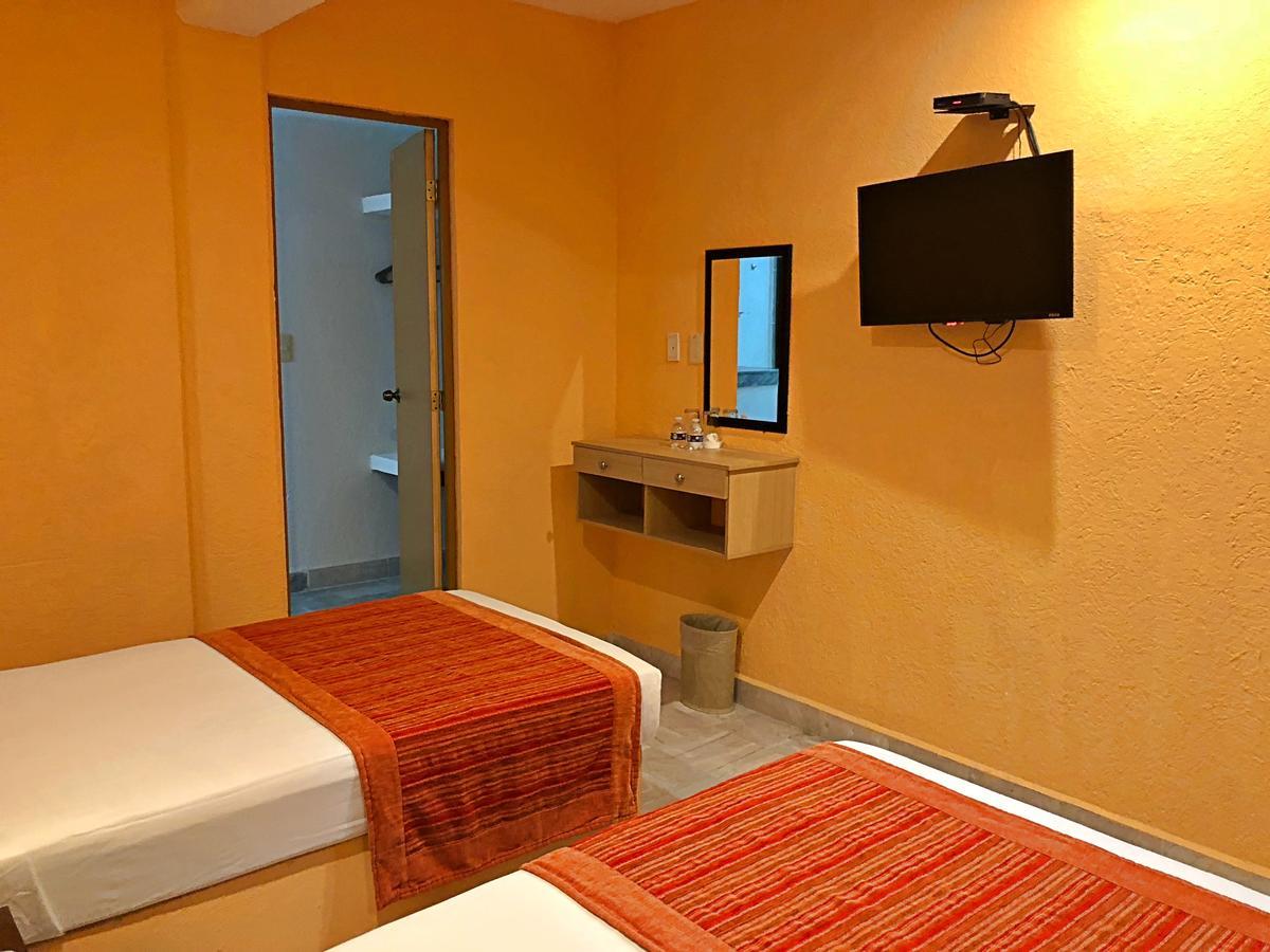 Hotel Versalles Suites Cancún Eksteriør bilde