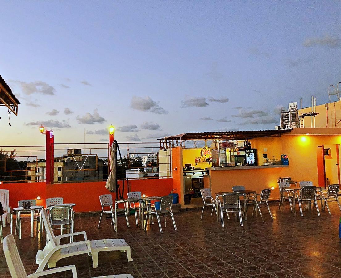 Hotel Versalles Suites Cancún Eksteriør bilde